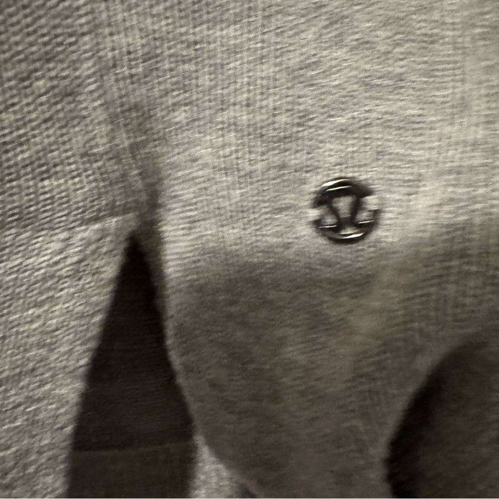 lululemon 🍋 athletica Gray Crew Neck Sweater - Picture 10 of 16